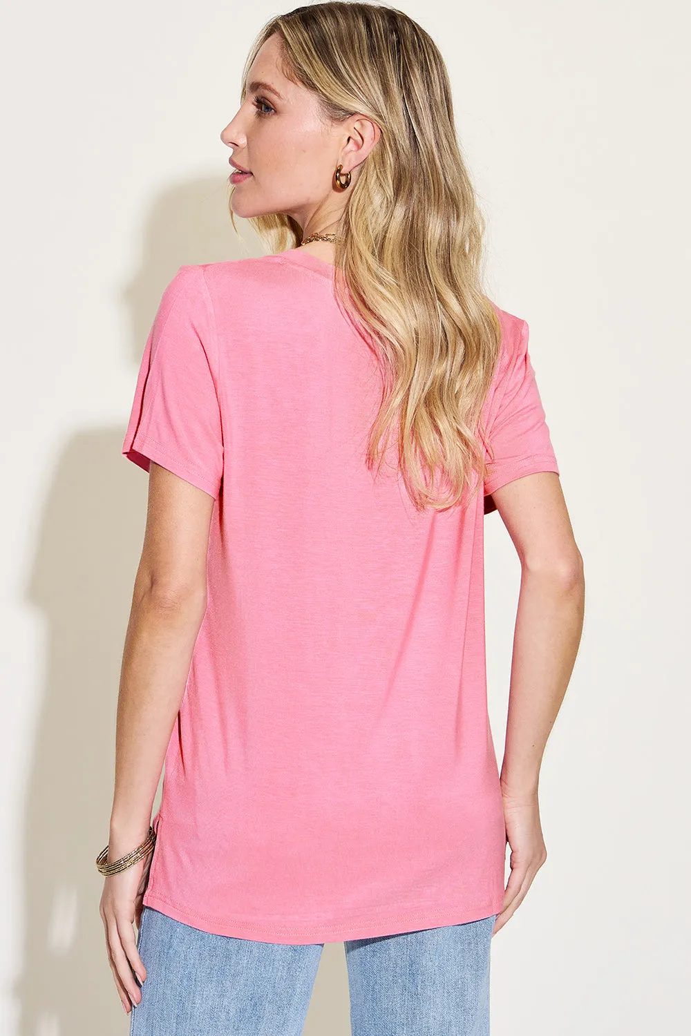 Basics V-Neck Tee
