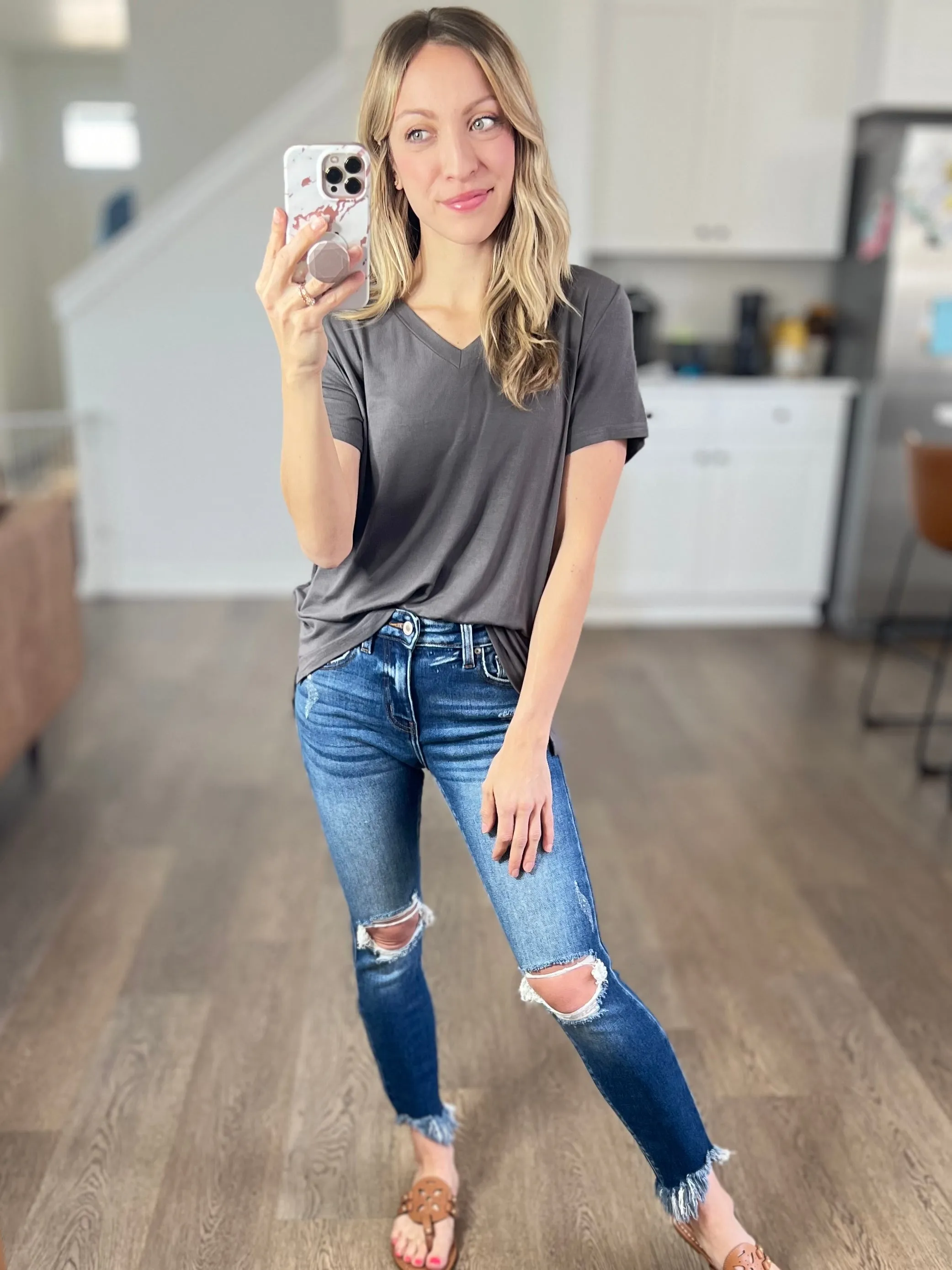 Basics V-Neck Tee
