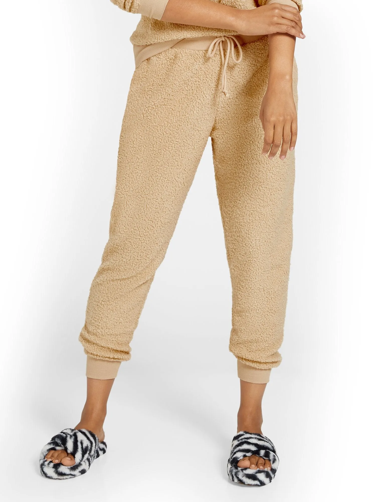 Cozy Teddy Jogger Pant