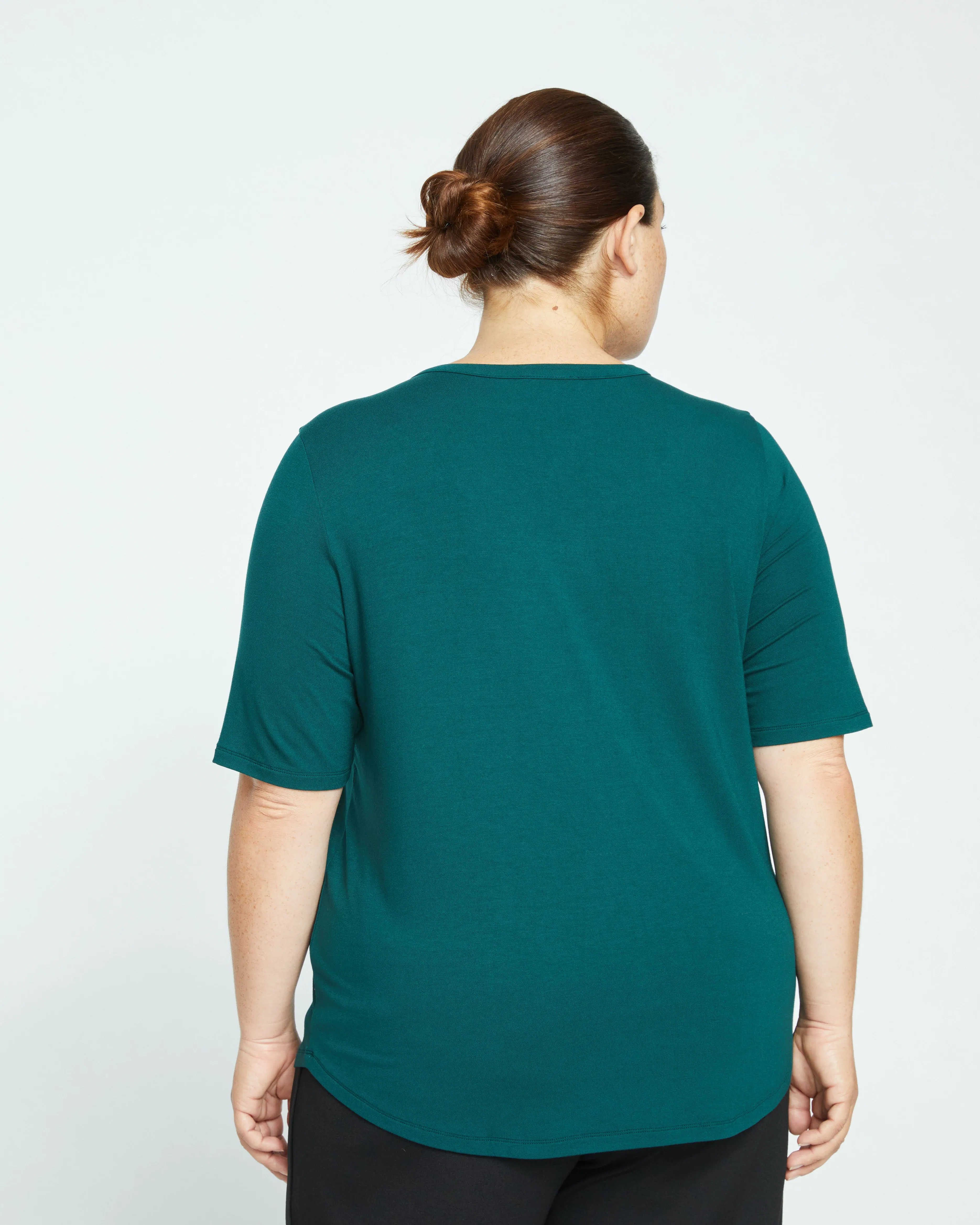 Lily Liquid Jersey V-Neck Stovepipe Tee - Forest Green