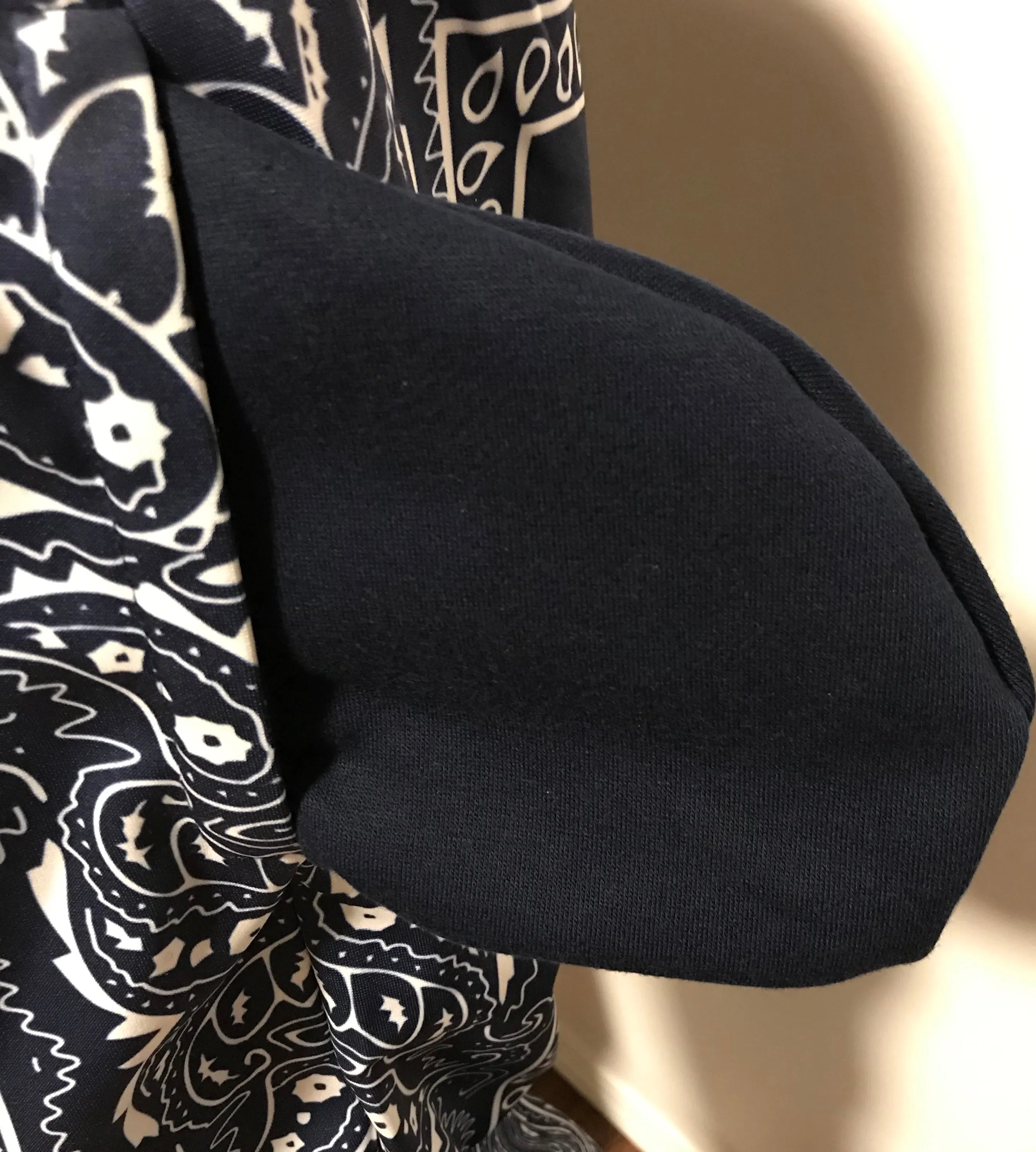 ^NAVY BANDANA^ JOGGER SWEATSUITS *BLUE PAISLEY* (FLEECY SOFT LINED)