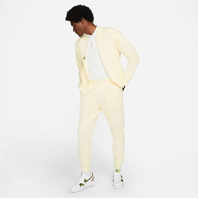Sportswear Club Joggers (Coconut Milk)