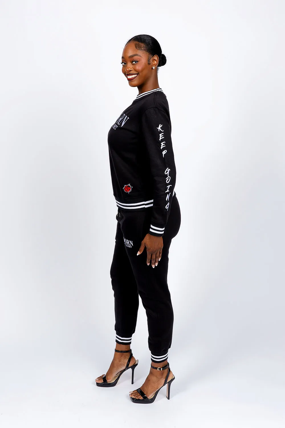 THE ASHLEY COLLECTION- WOMEN'S LUXURY SIGNATURE LOUNGEWEAR JOGGER SET