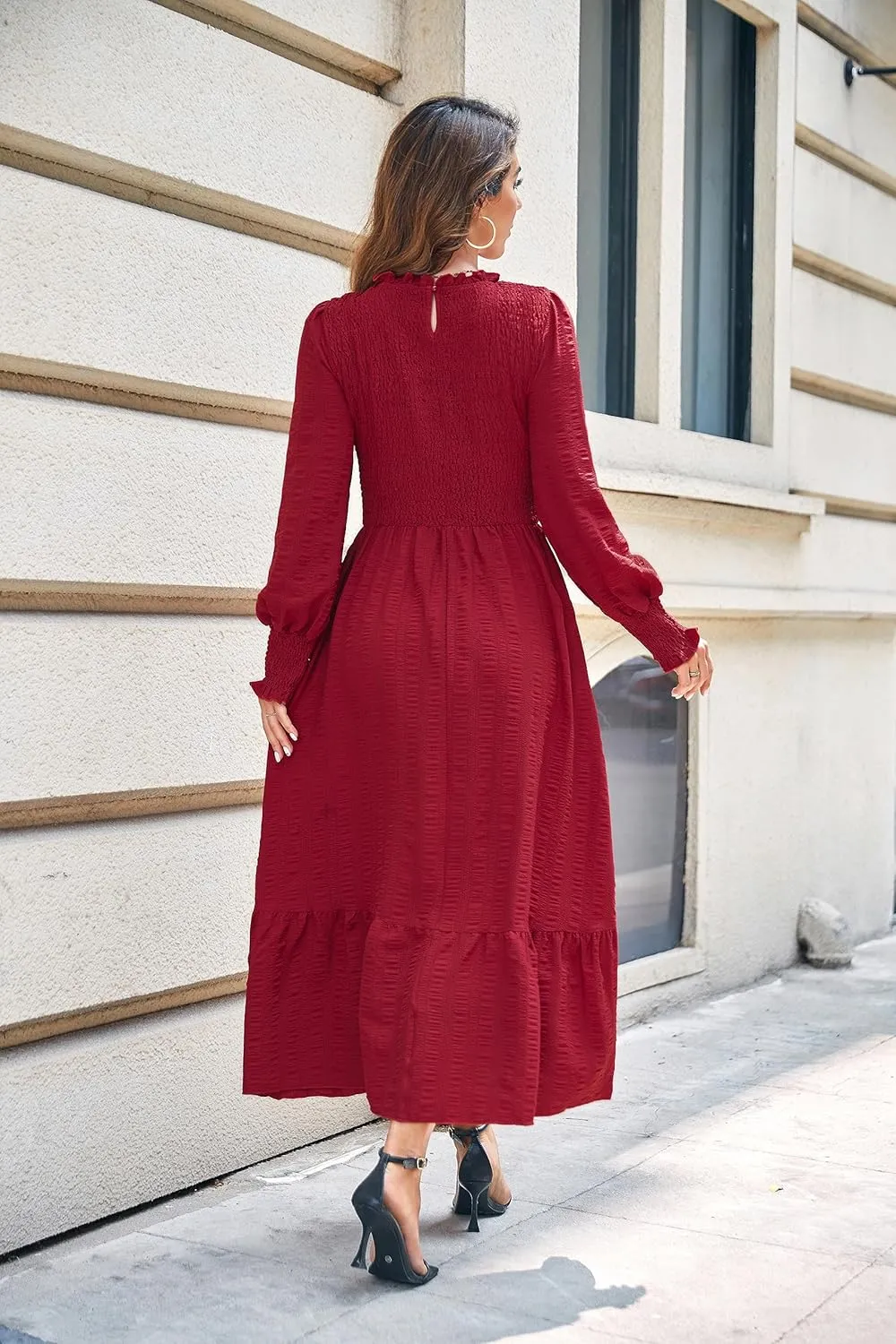 VintageClothing Women's 2023 Casual Fall Midi Dresses Long Sleeve Crew Neck Smocked Flowy Tiered Long Dress with Pockets