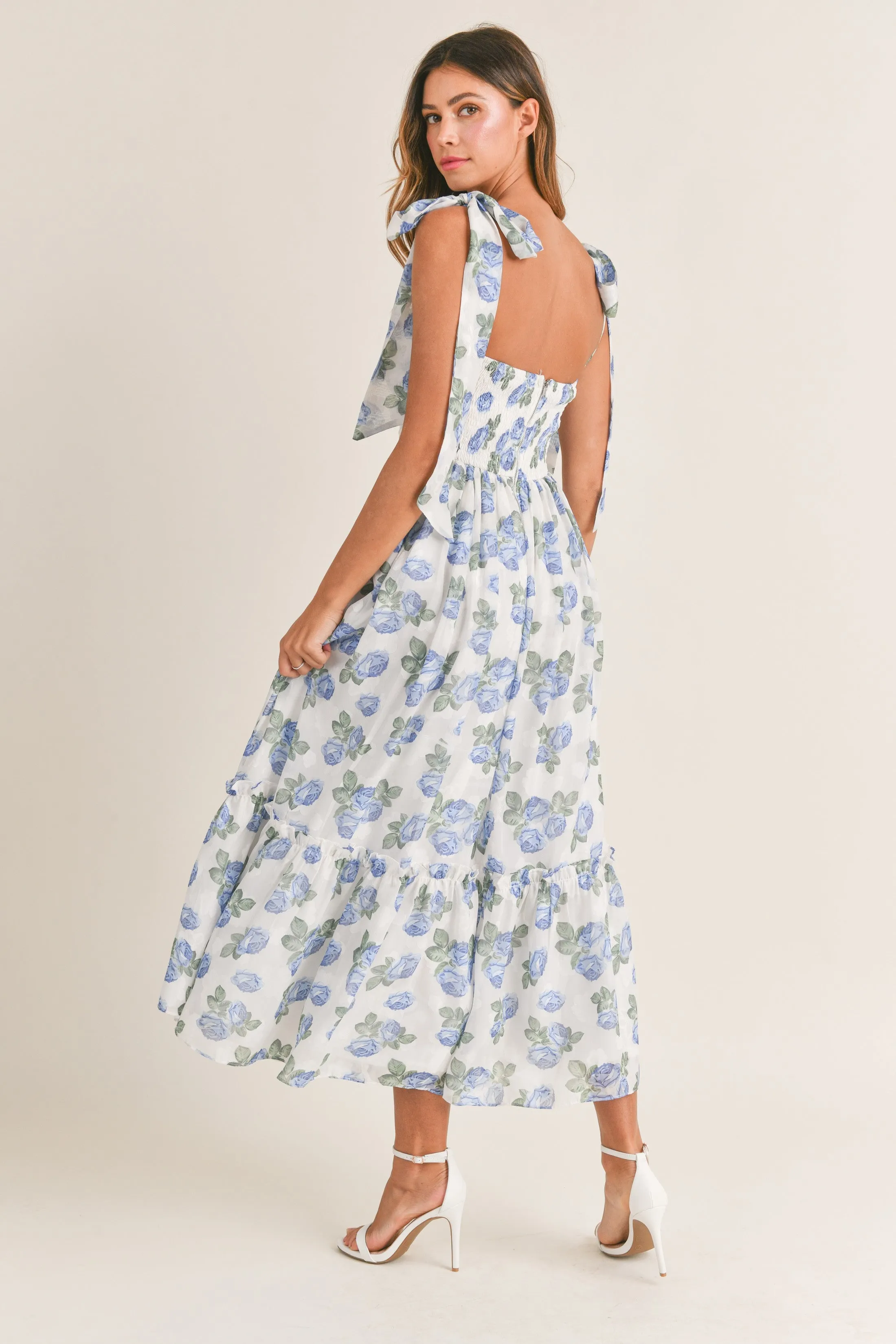 Winnie Flowy Blue Floral Sweetheart Maxi Dress