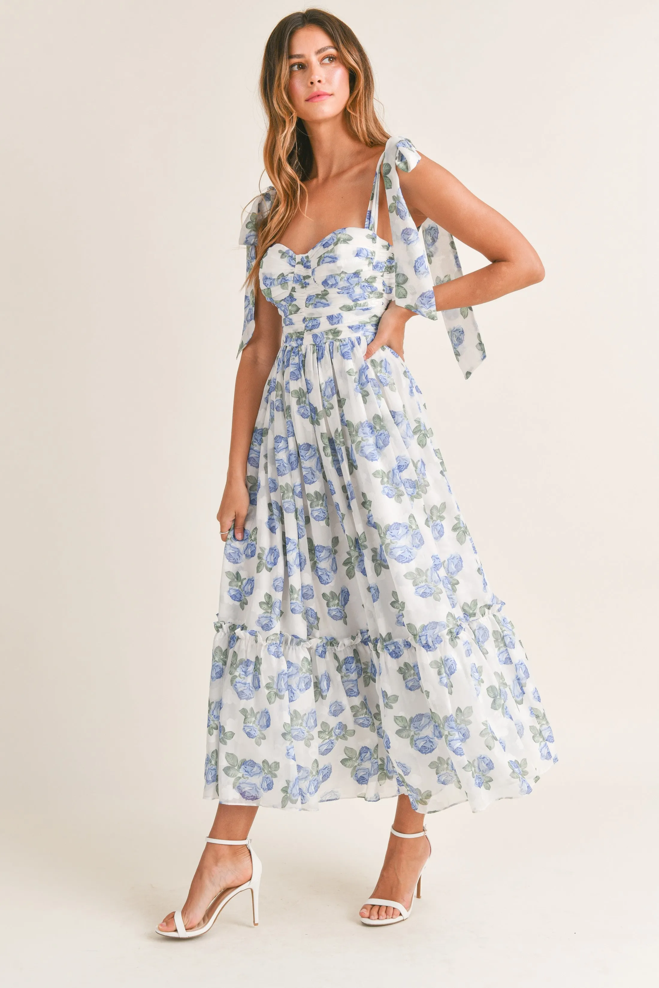Winnie Flowy Blue Floral Sweetheart Maxi Dress